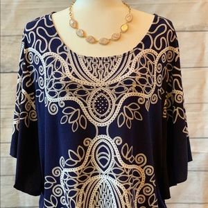 Only wore once size Xl top